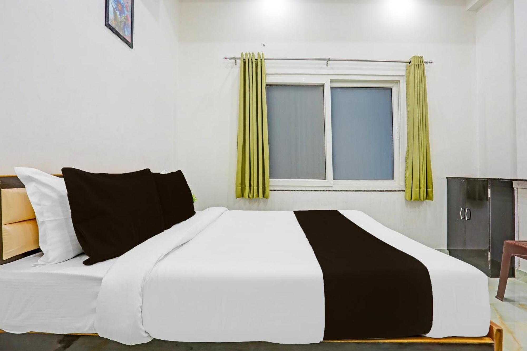 Hotel O The Maruti Paying Guest House Váránaszi Kültér fotó