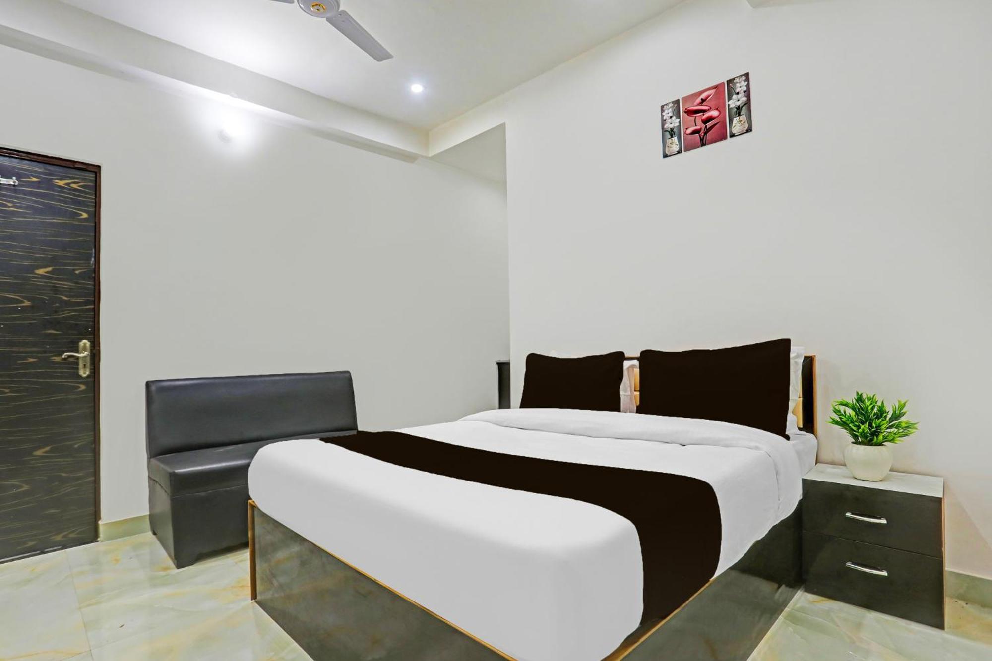 Hotel O The Maruti Paying Guest House Váránaszi Kültér fotó